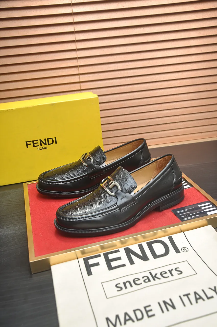 Men's shoes 💰500💶 [FENDI] The latest high-end men's shoes in Hong Kong! Original quality. The upper is made of imported cowhide material and cowhide lining! Super comfortable on the foot, original wear-resistant outsole, luxurious, fashionable, casual and versatile! Size: 38-45 (45 customized)
